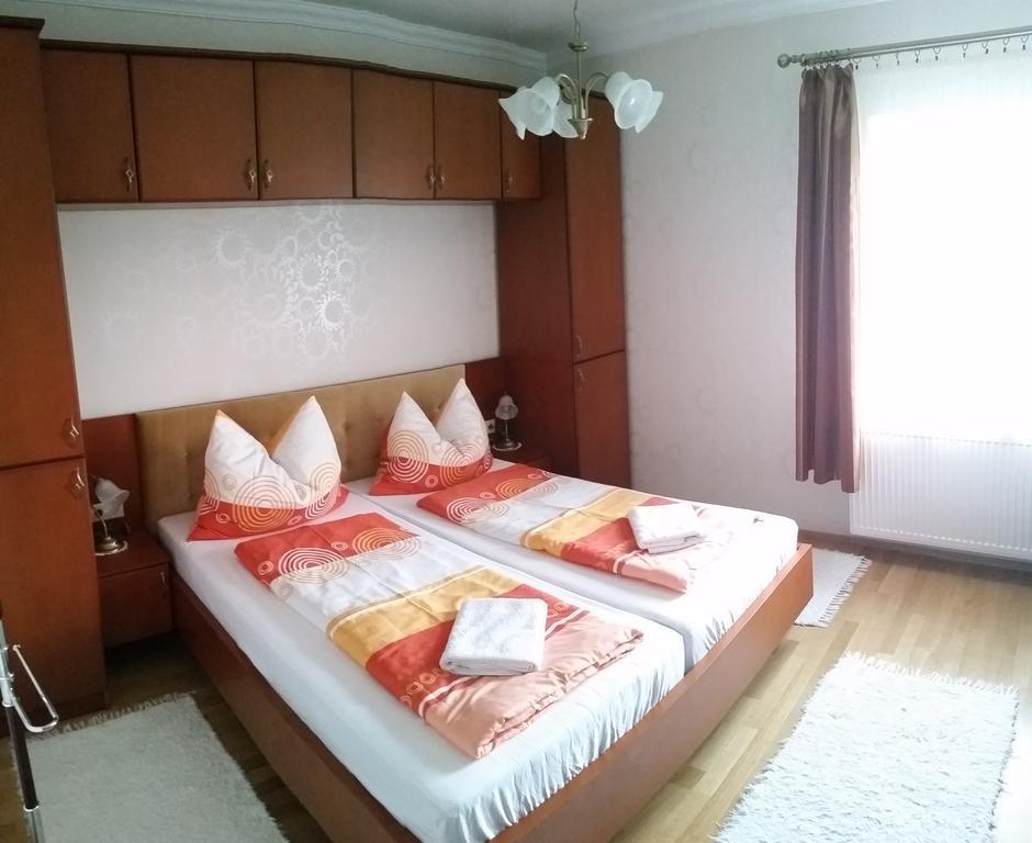 Fadora Apartman Tihany Pokoj fotografie