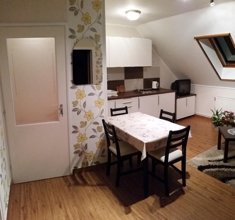 Fadora Apartman Tihany Pokoj fotografie